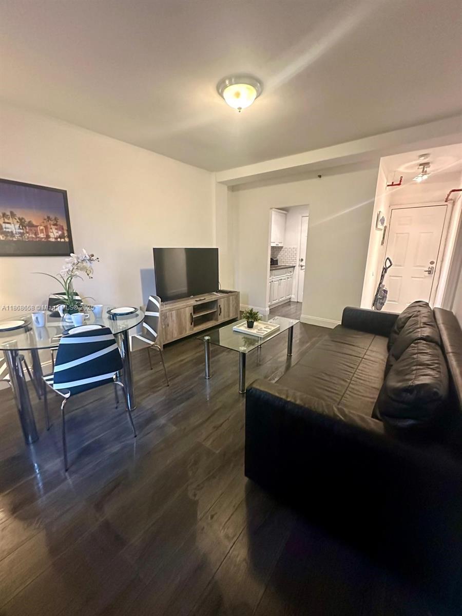 THE MADISON CONDO - Residential