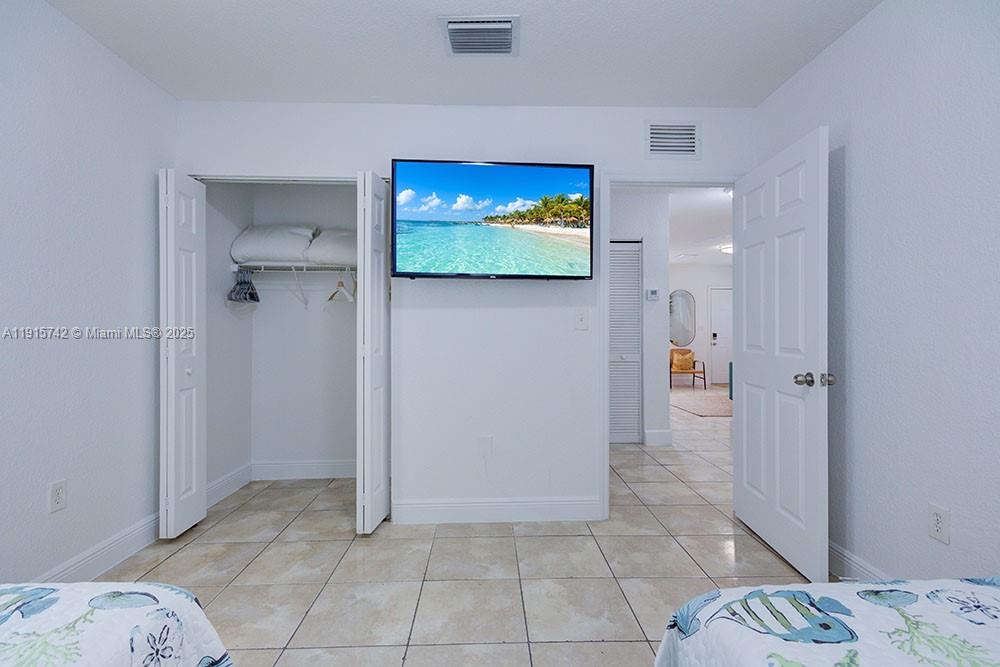 ALLAPATTAH HEIGHTS - Residential Lease