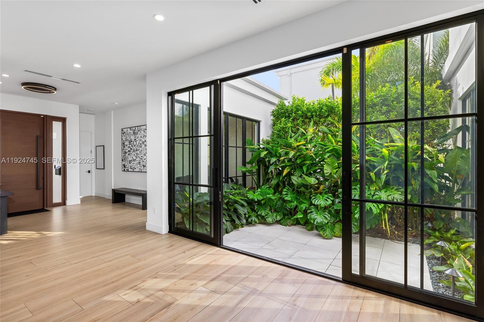 BELLE MEADE FCP - Residential Lease