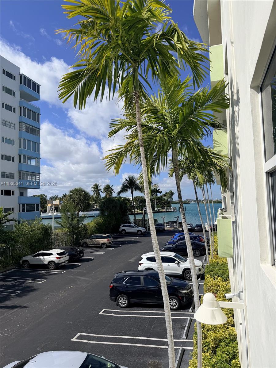 ISLAND POINTE CONDO - Residential