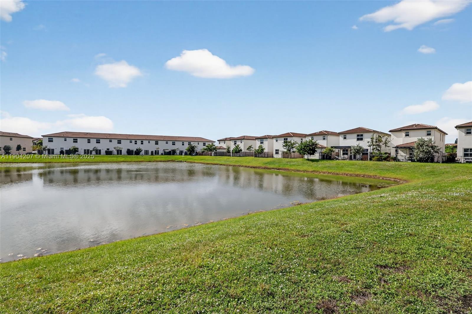 GOLF PARK SEC 1 - Residential