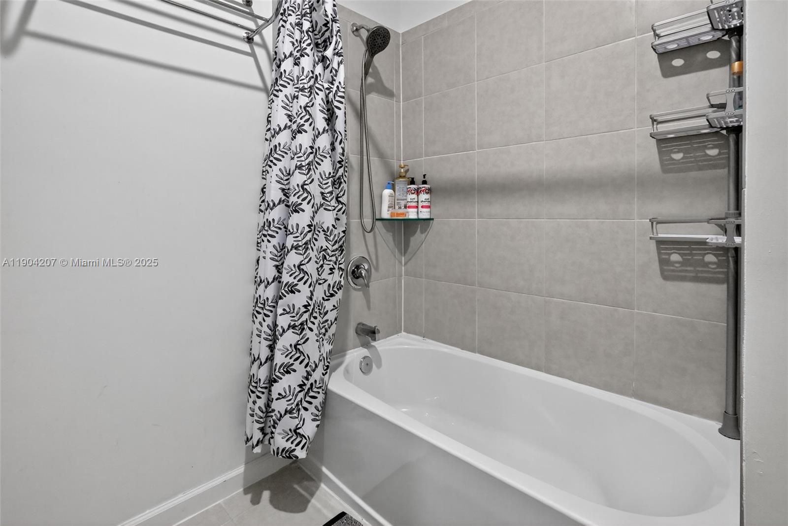 GOLF PARK SEC 1 - Residential