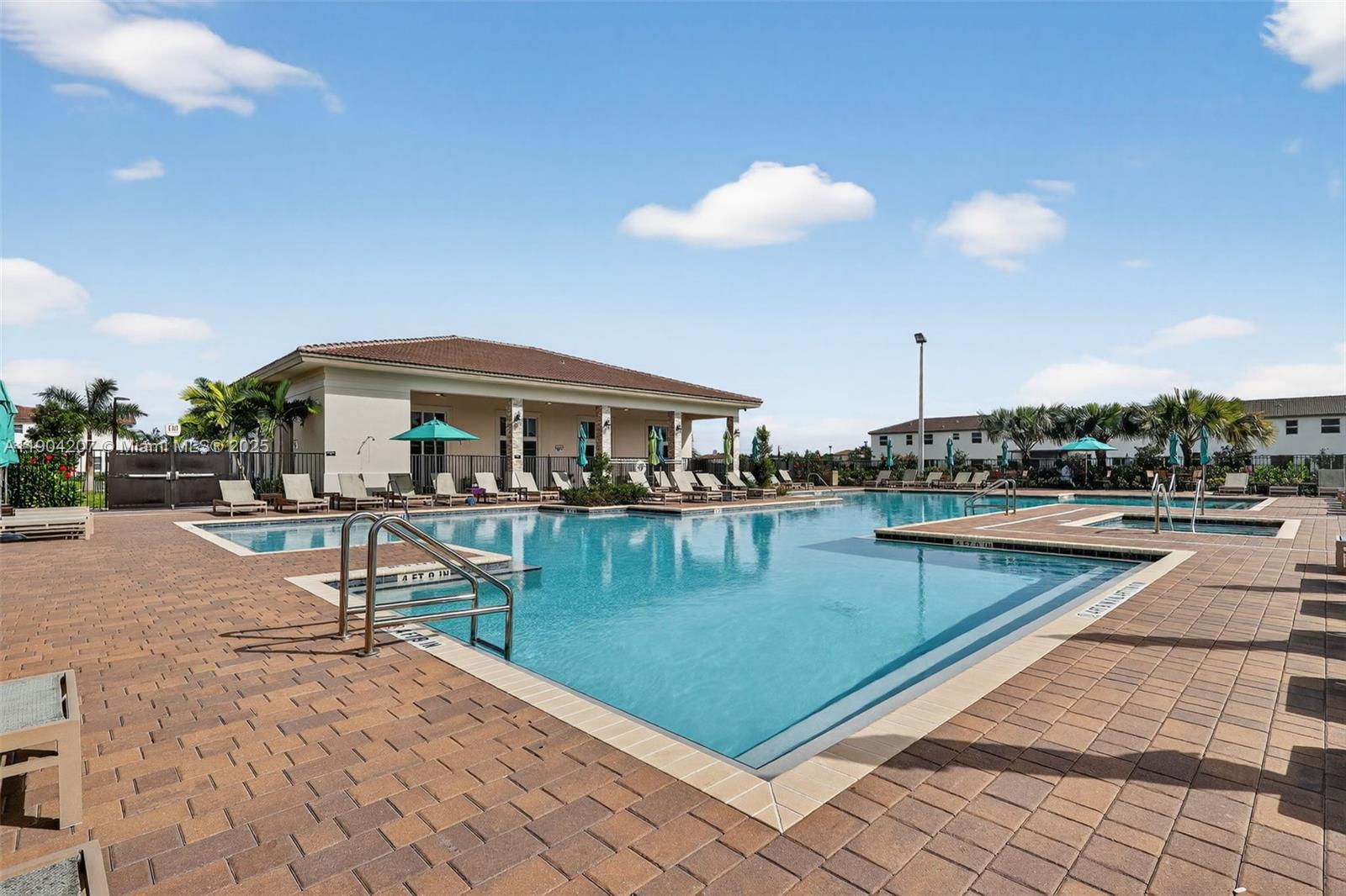 GOLF PARK SEC 1 - Residential