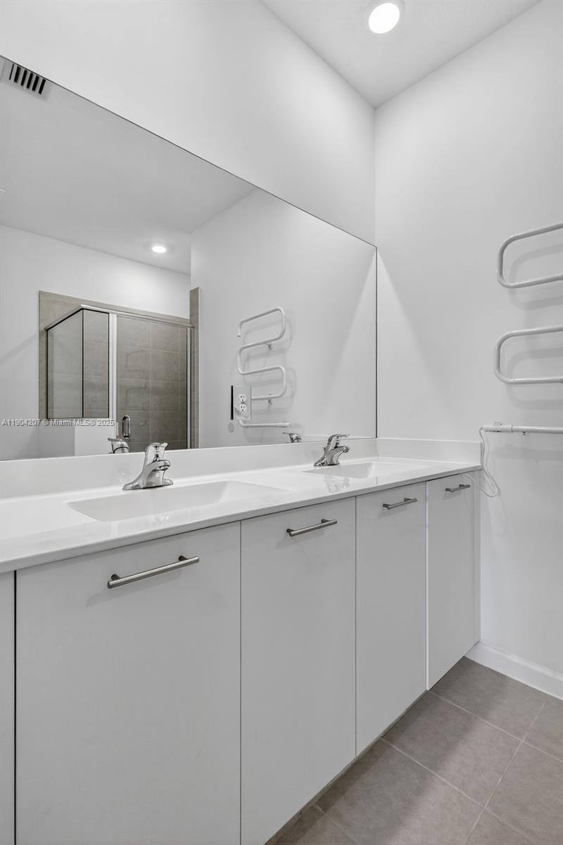 GOLF PARK SEC 1 - Residential