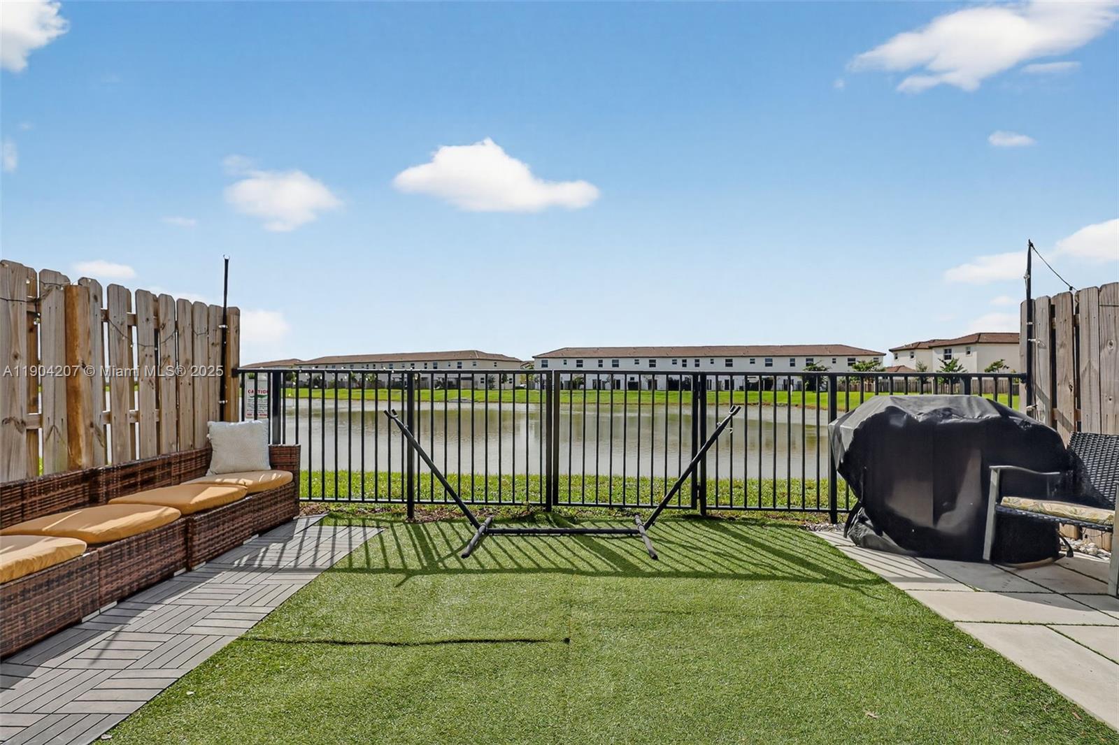 GOLF PARK SEC 1 - Residential