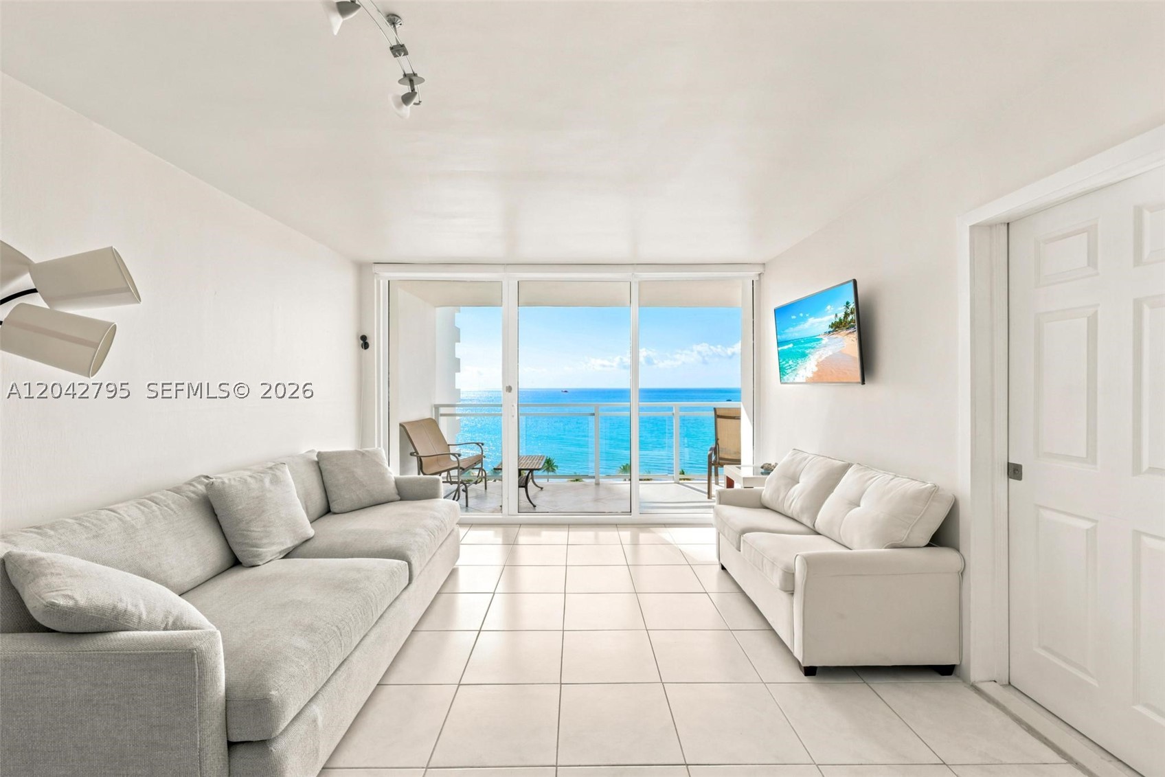 2030 S Ocean Dr 816