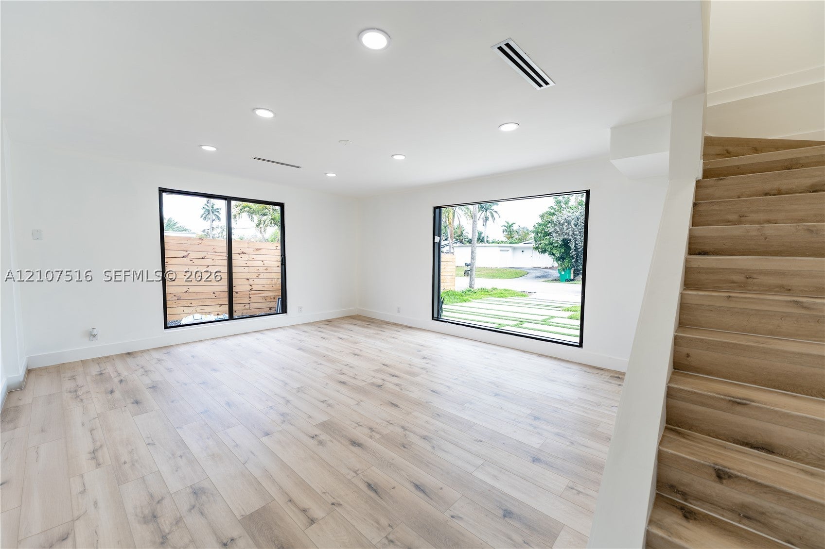 5700 SW 56th St
