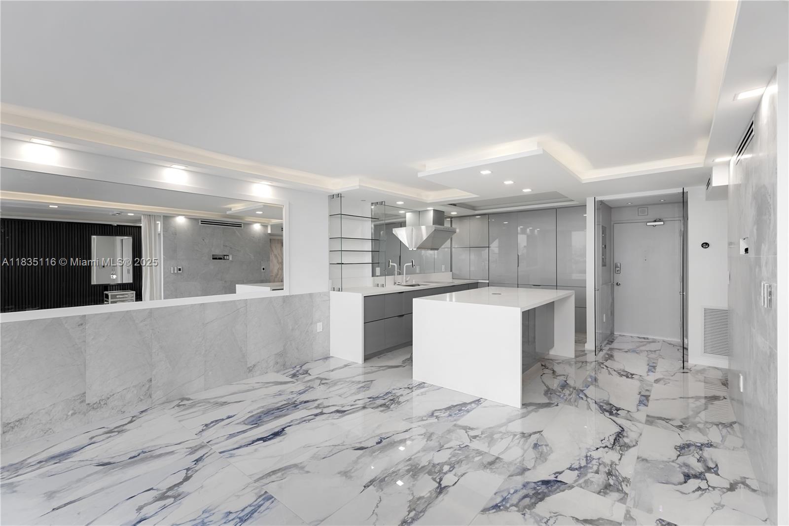 THE PRESIDENTIAL CONDO - Residential