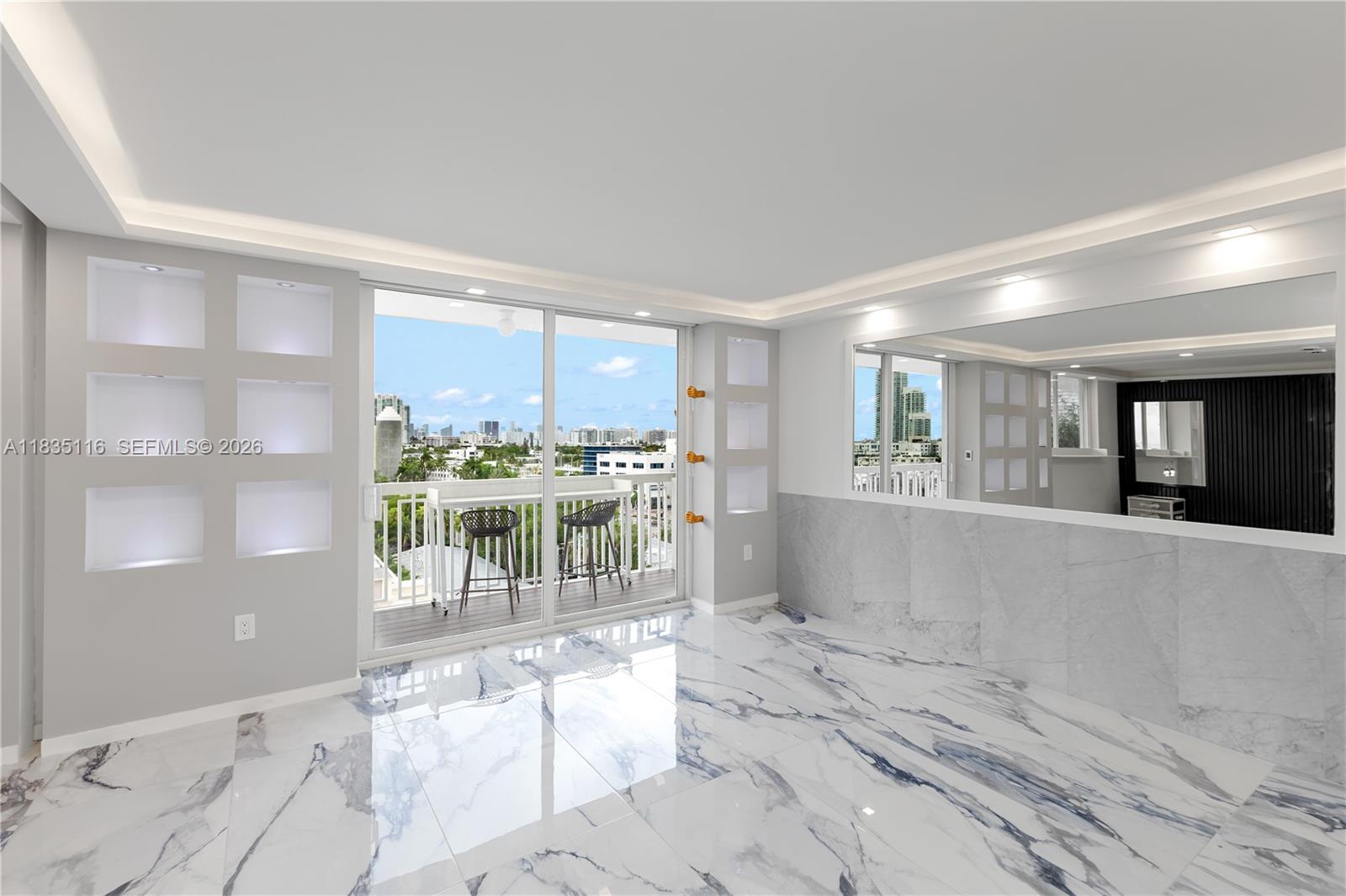 THE PRESIDENTIAL CONDO - Residential