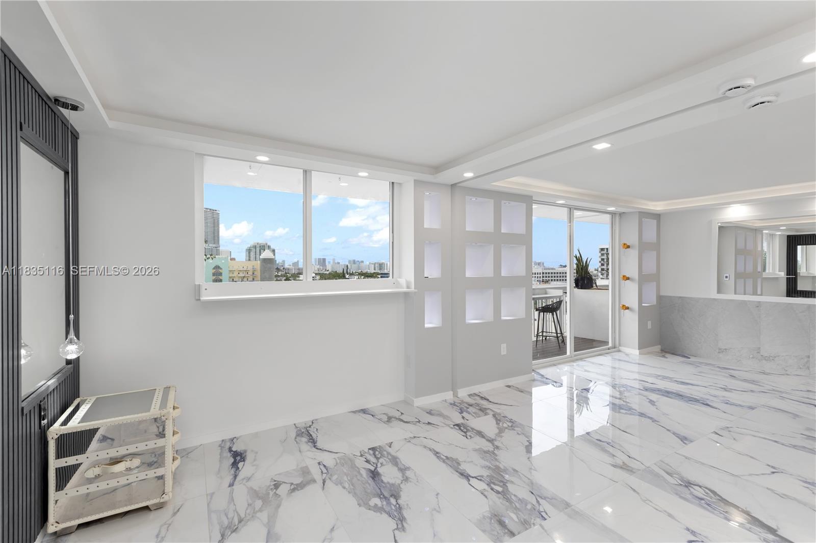 THE PRESIDENTIAL CONDO - Residential