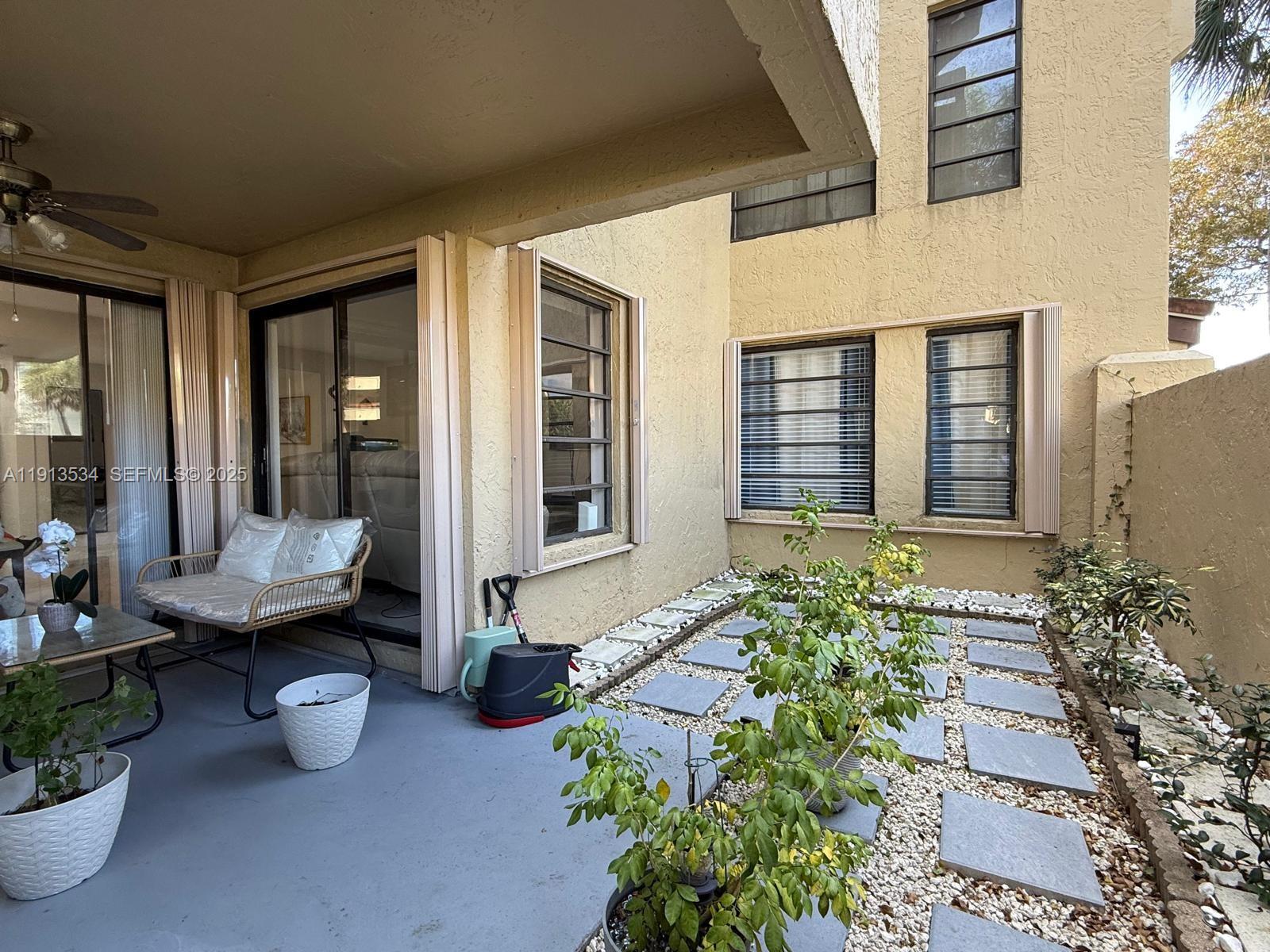 KENLAND POINTE CONDO #1 - Residential Lease