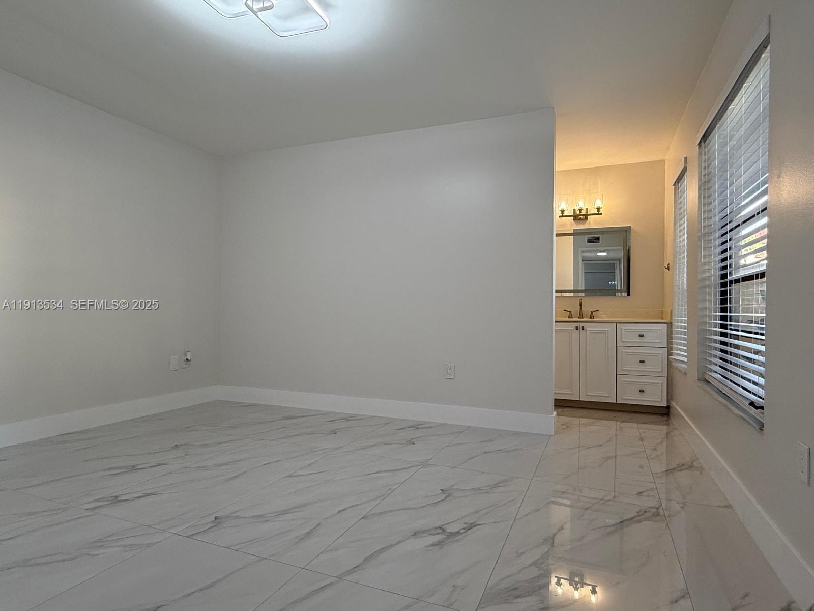 KENLAND POINTE CONDO #1 - Residential Lease