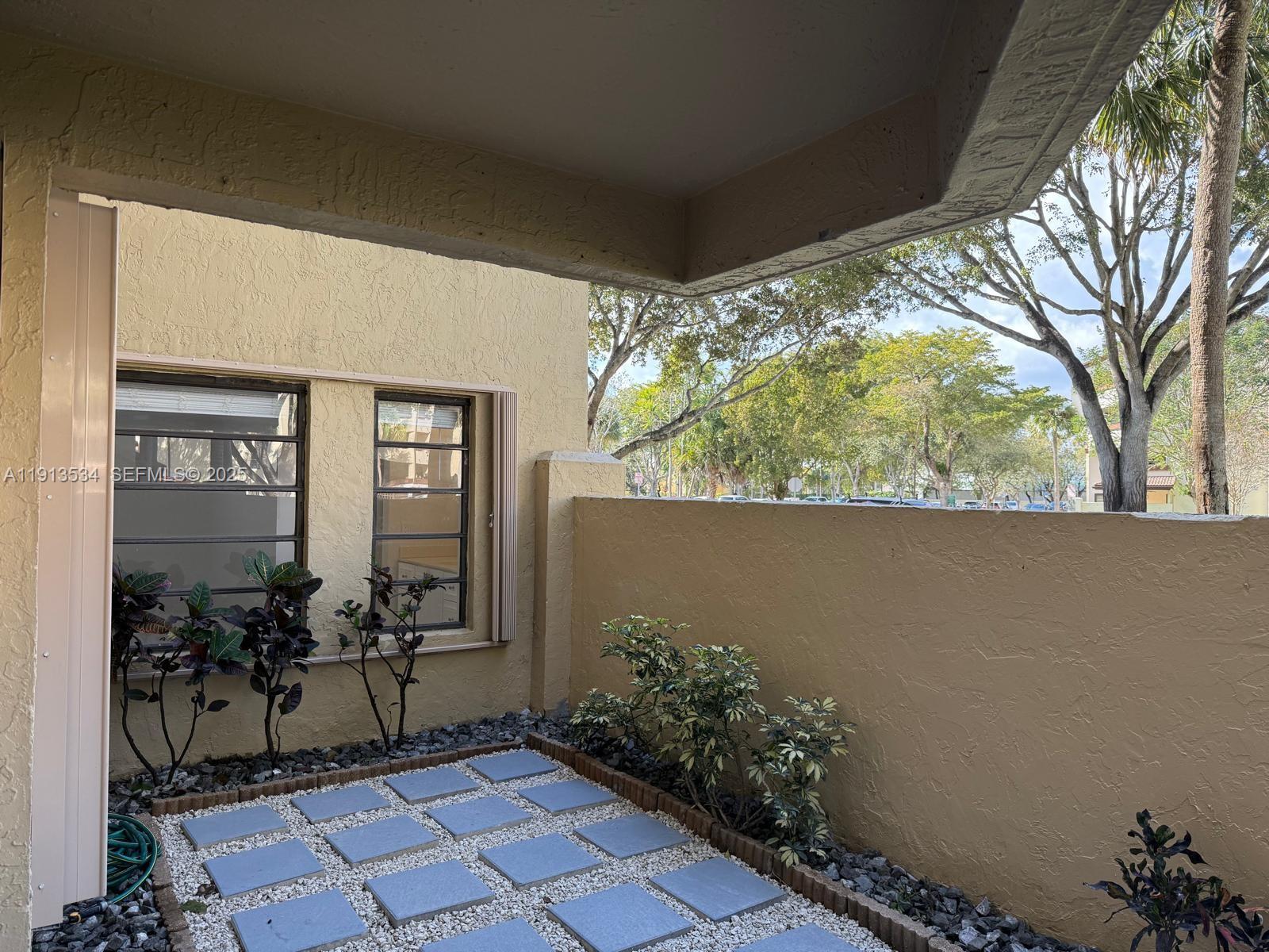 KENLAND POINTE CONDO #1 - Residential Lease