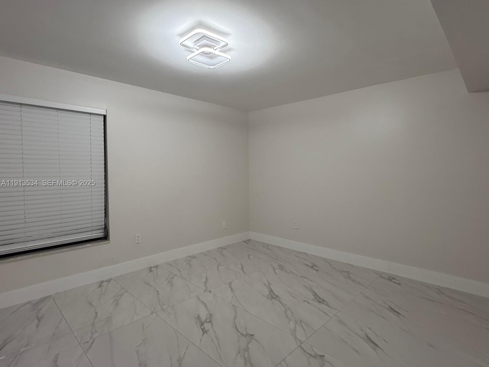 KENLAND POINTE CONDO #1 - Residential Lease