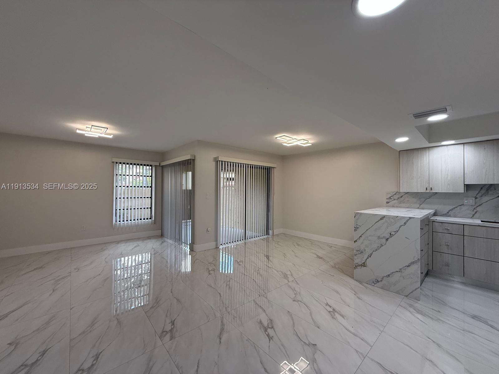 KENLAND POINTE CONDO #1 - Residential Lease