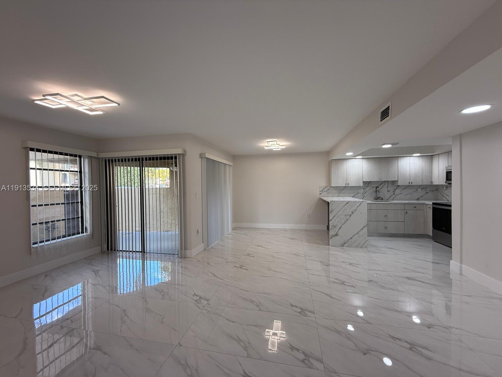 KENLAND POINTE CONDO #1 - Residential Lease