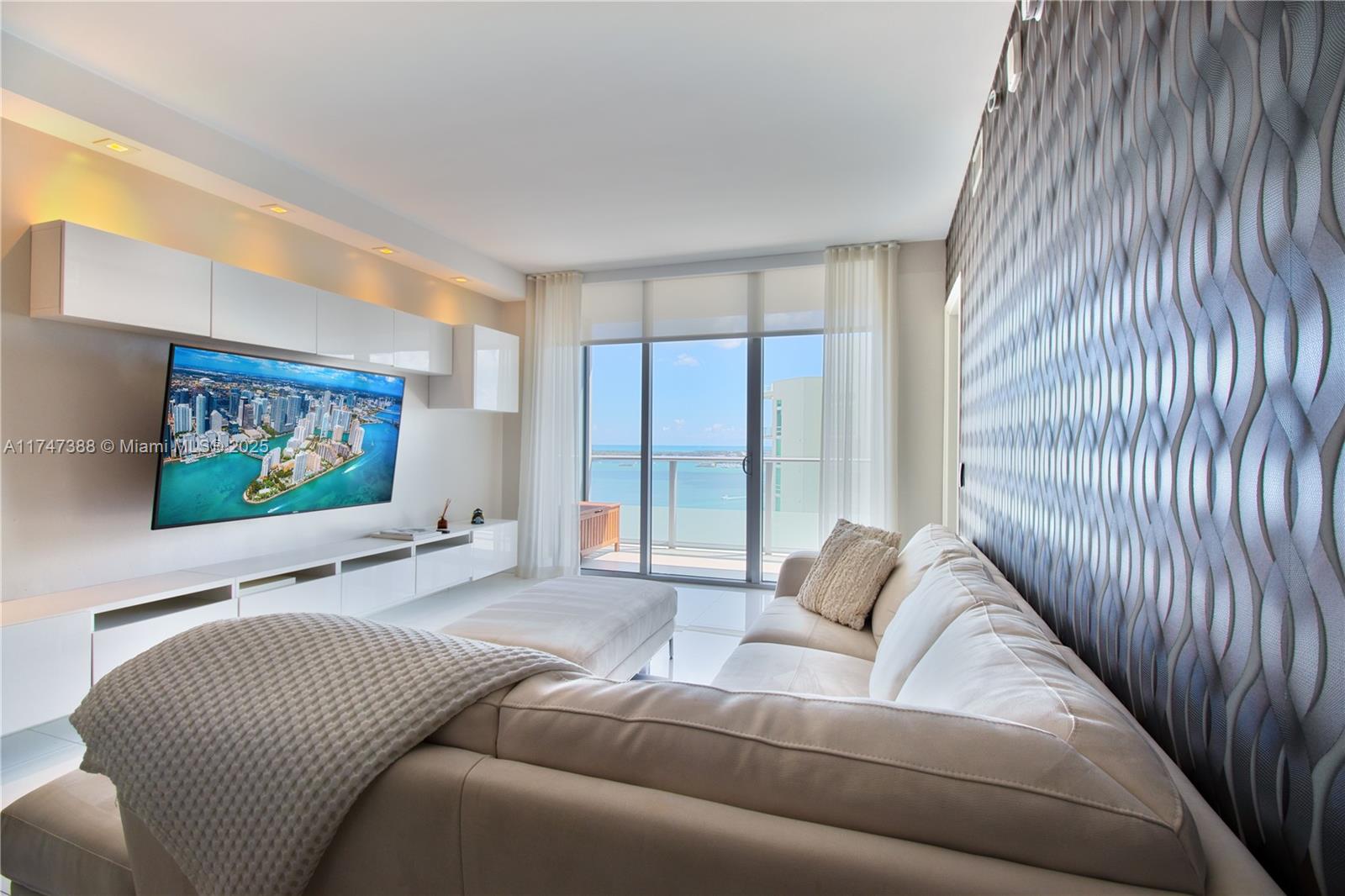 Discover this stunning 1-bedroom, 1-bath condo in Brickell House, boasting breathtaking water views. This bright residence showcases pristine white porcelain flooring, an expansive terrace, and impressive floor-to-ceiling windows.
Brickell House stands out as one of the best-maintained and financially sound buildings in the area, providing residents with peace of mind.
For those considering investment opportunities, this condo allows for a minimum 30-day rental, making it an attractive option for both personal use and rental income. Whether you're seeking a luxurious primary residence or a savvy investment, this Brickell gem offers an unparalleled lifestyle in one of Miami's most vibrant neighborhoods. Don't miss the chance to make this dream home your reality.