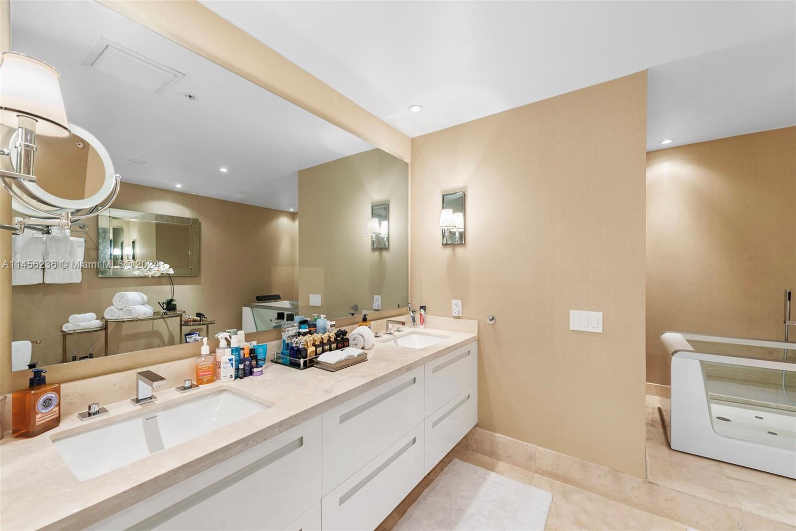 BAYSIDE VILLAGE EAST - Residential