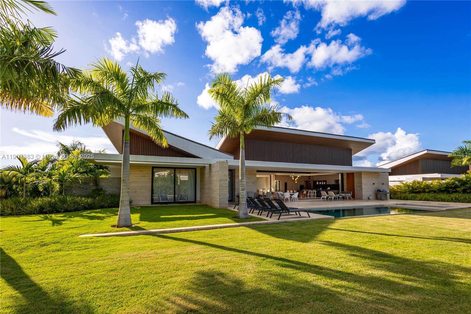 Flamboyano - Residential