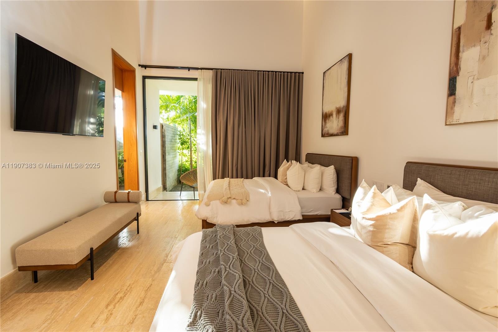 Flamboyano - Residential