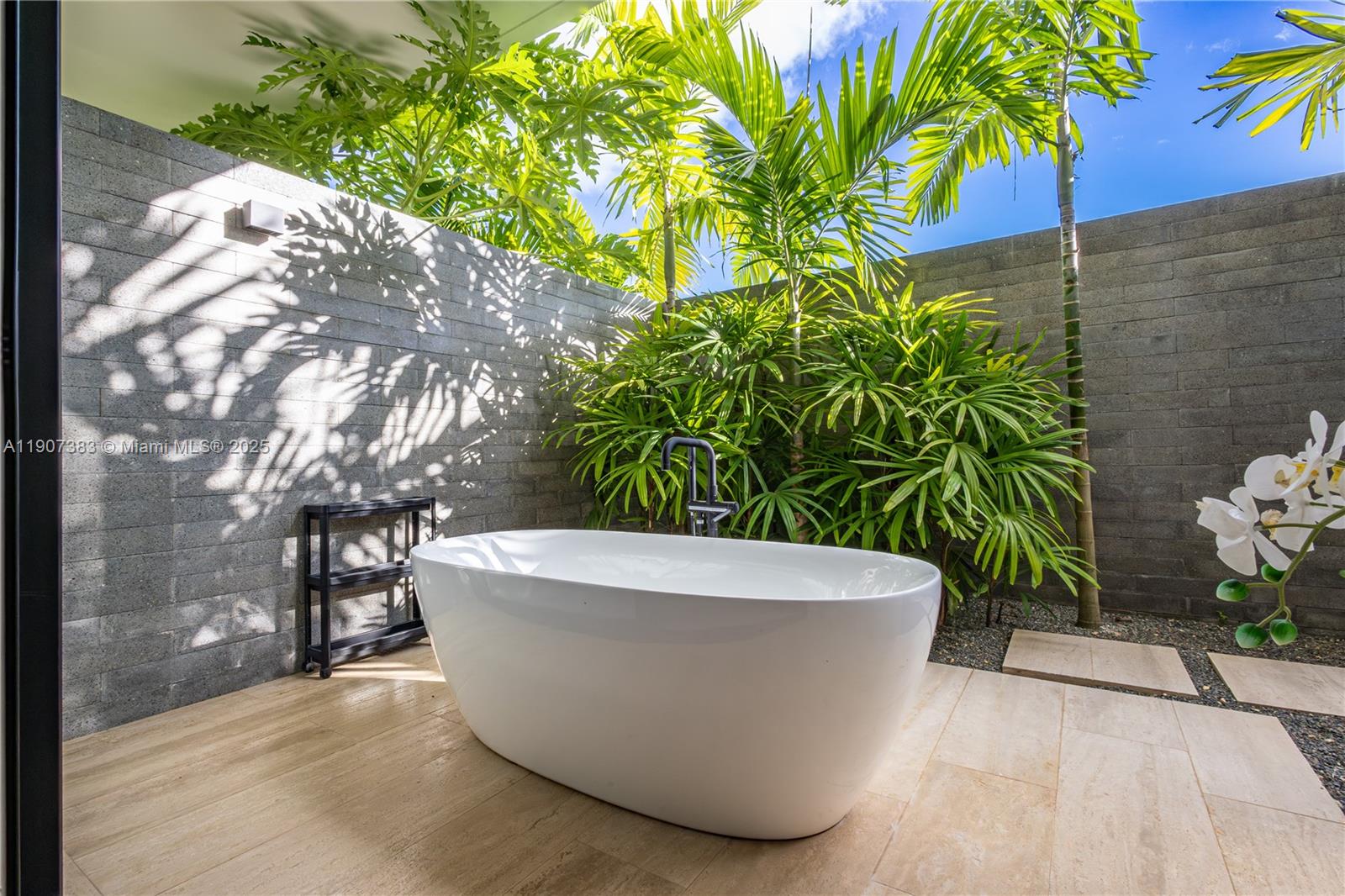 Flamboyano - Residential