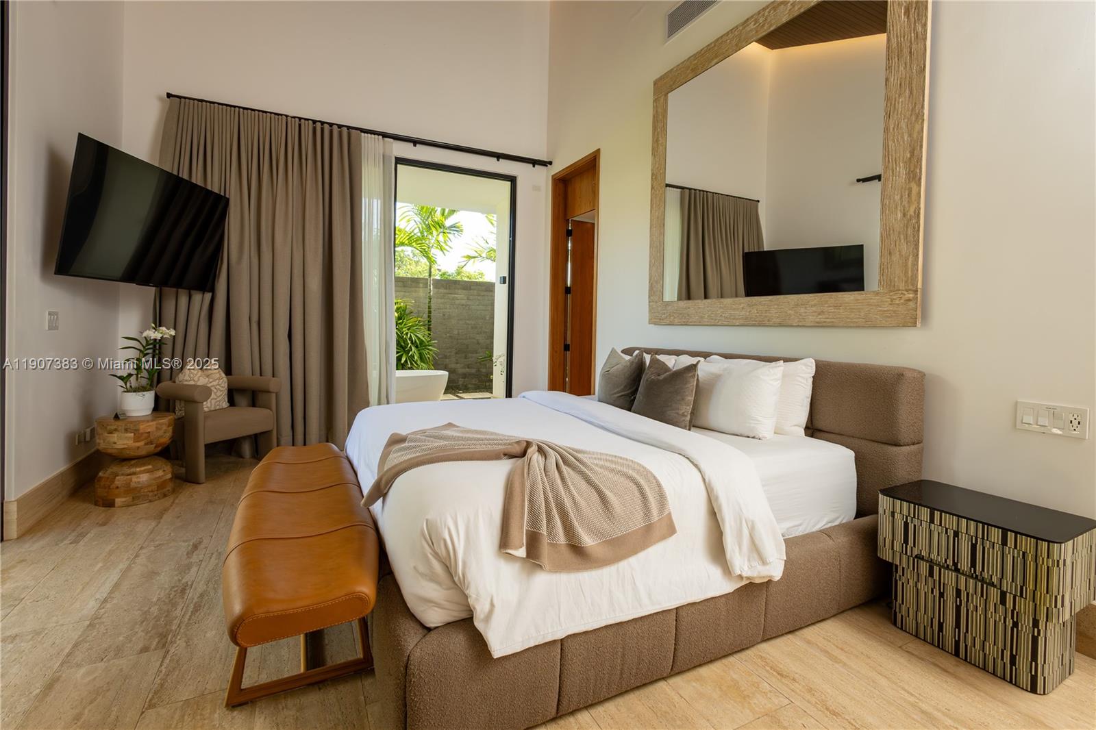 Flamboyano - Residential