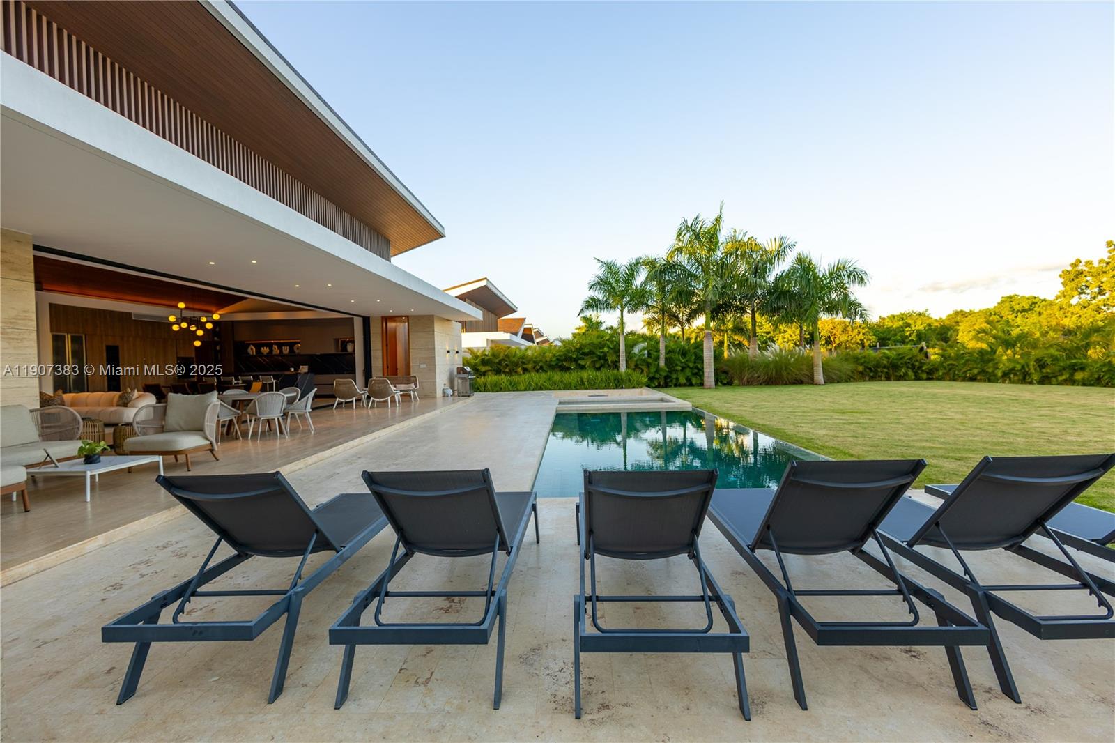 Flamboyano - Residential