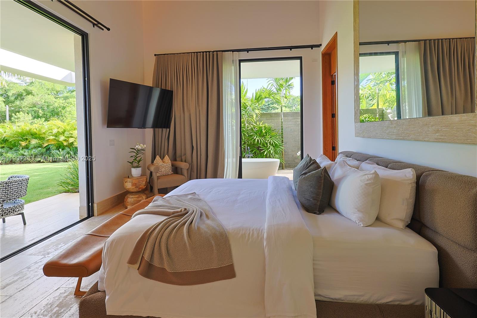 Flamboyano - Residential