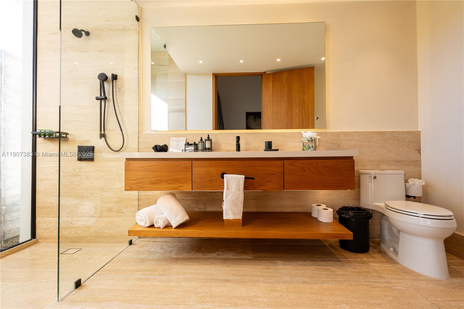 Flamboyano - Residential