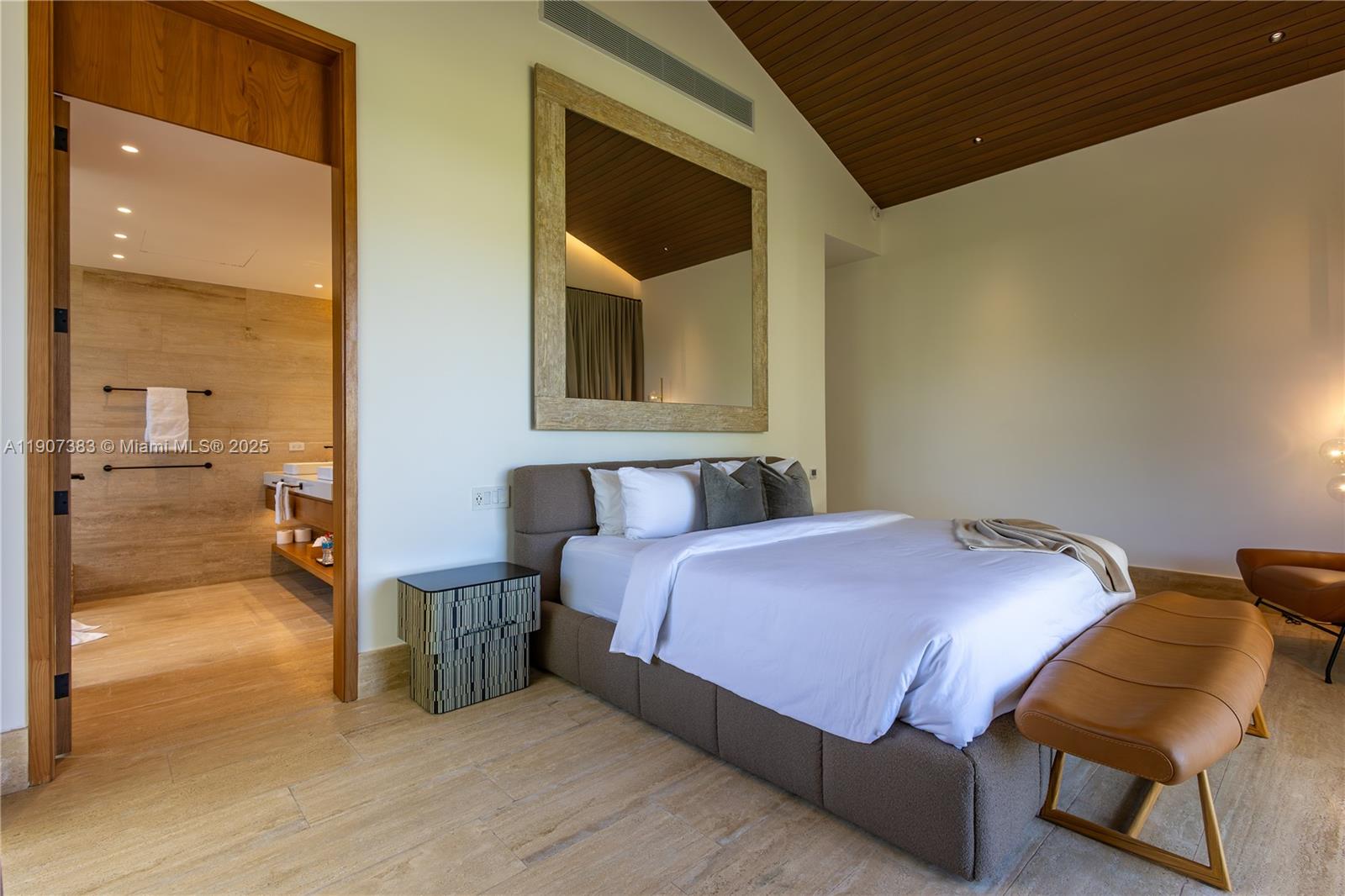 Flamboyano - Residential