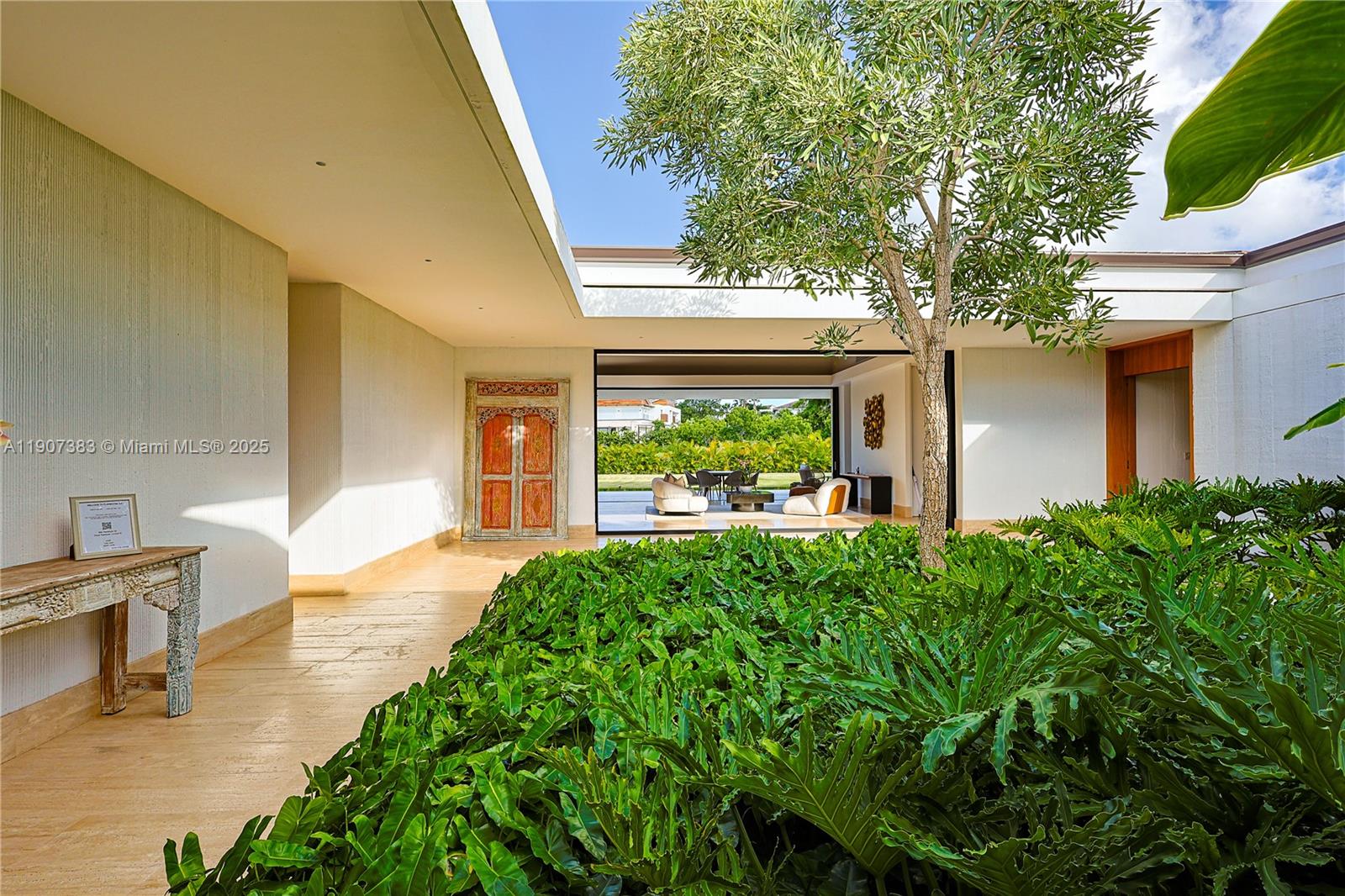 Flamboyano - Residential