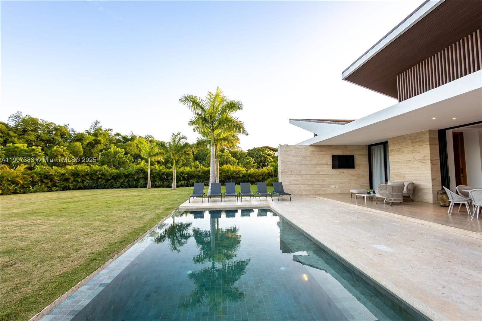 Flamboyano - Residential