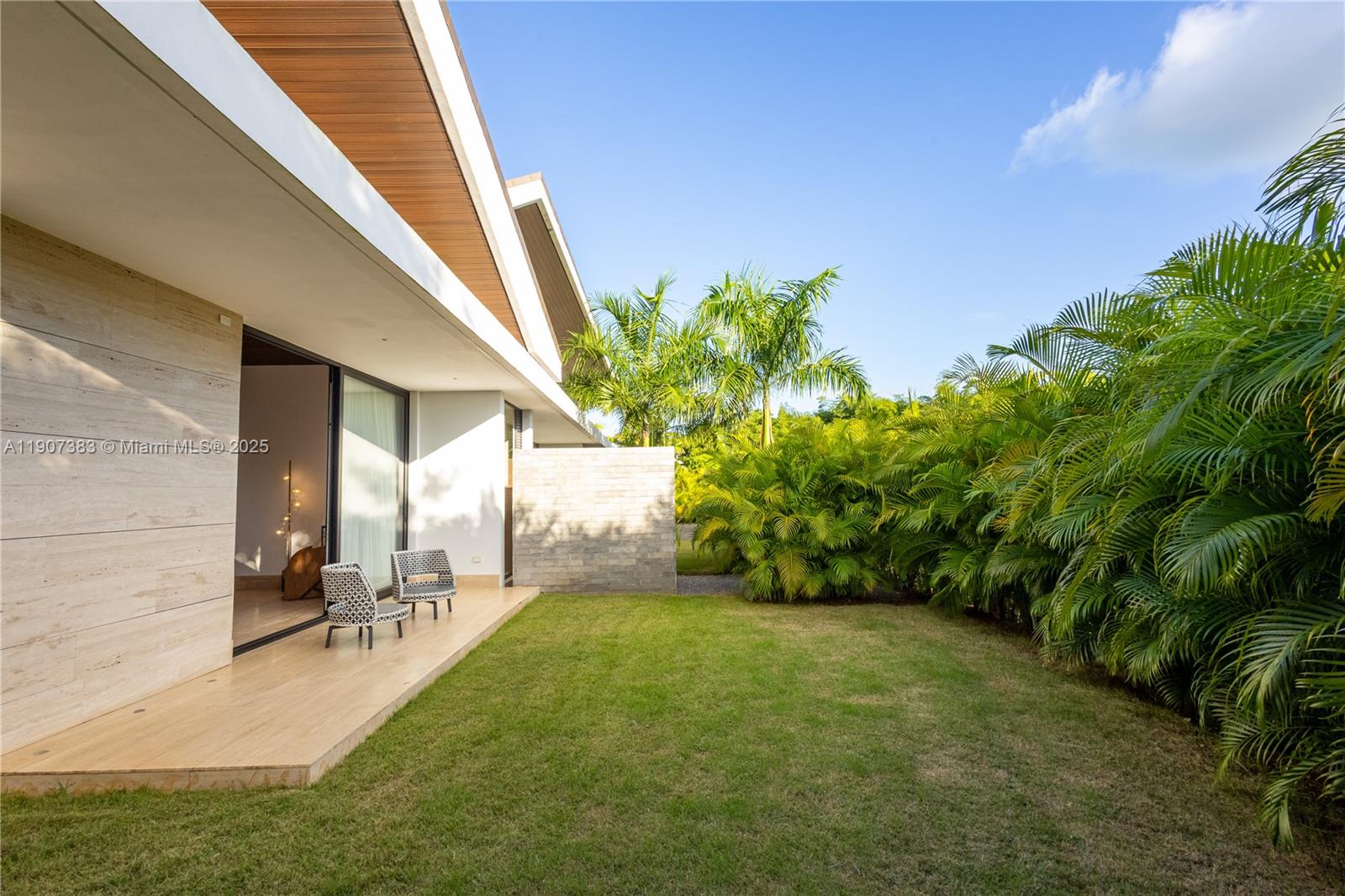 Flamboyano - Residential