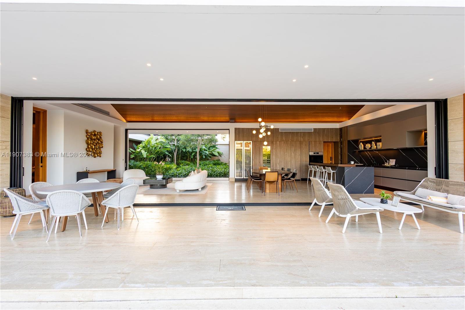 Flamboyano - Residential