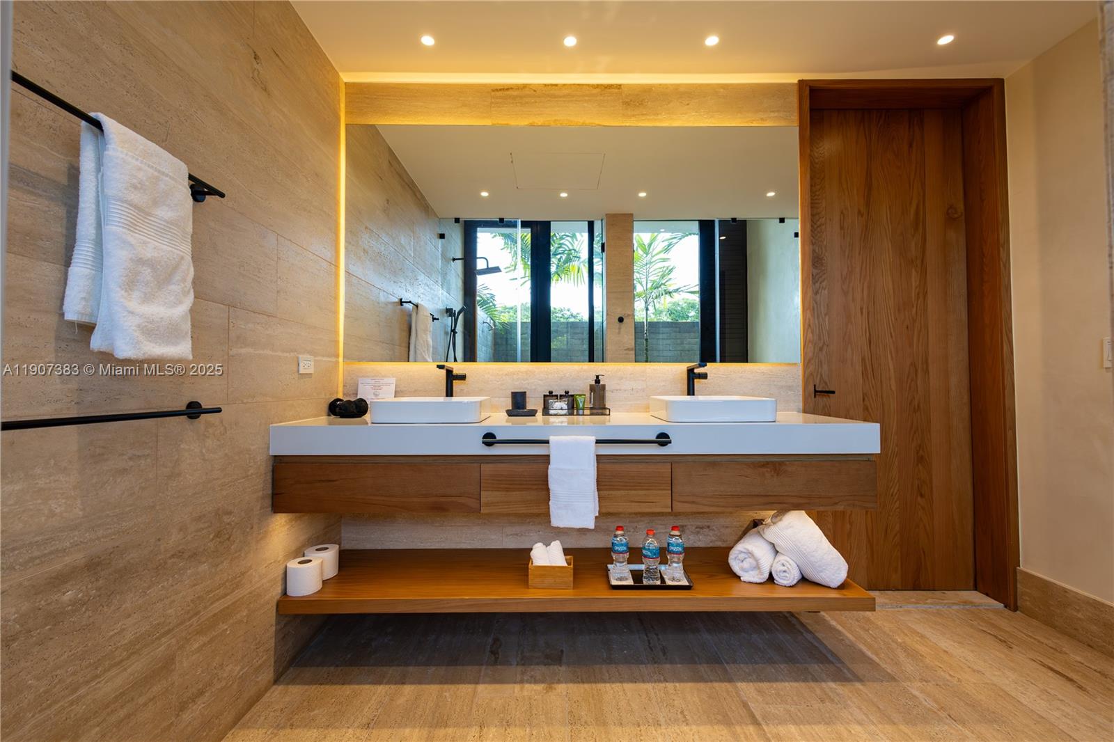 Flamboyano - Residential