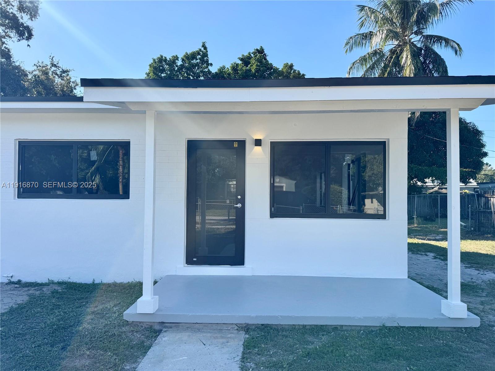 VENETIAN GARDEN REV - Residential