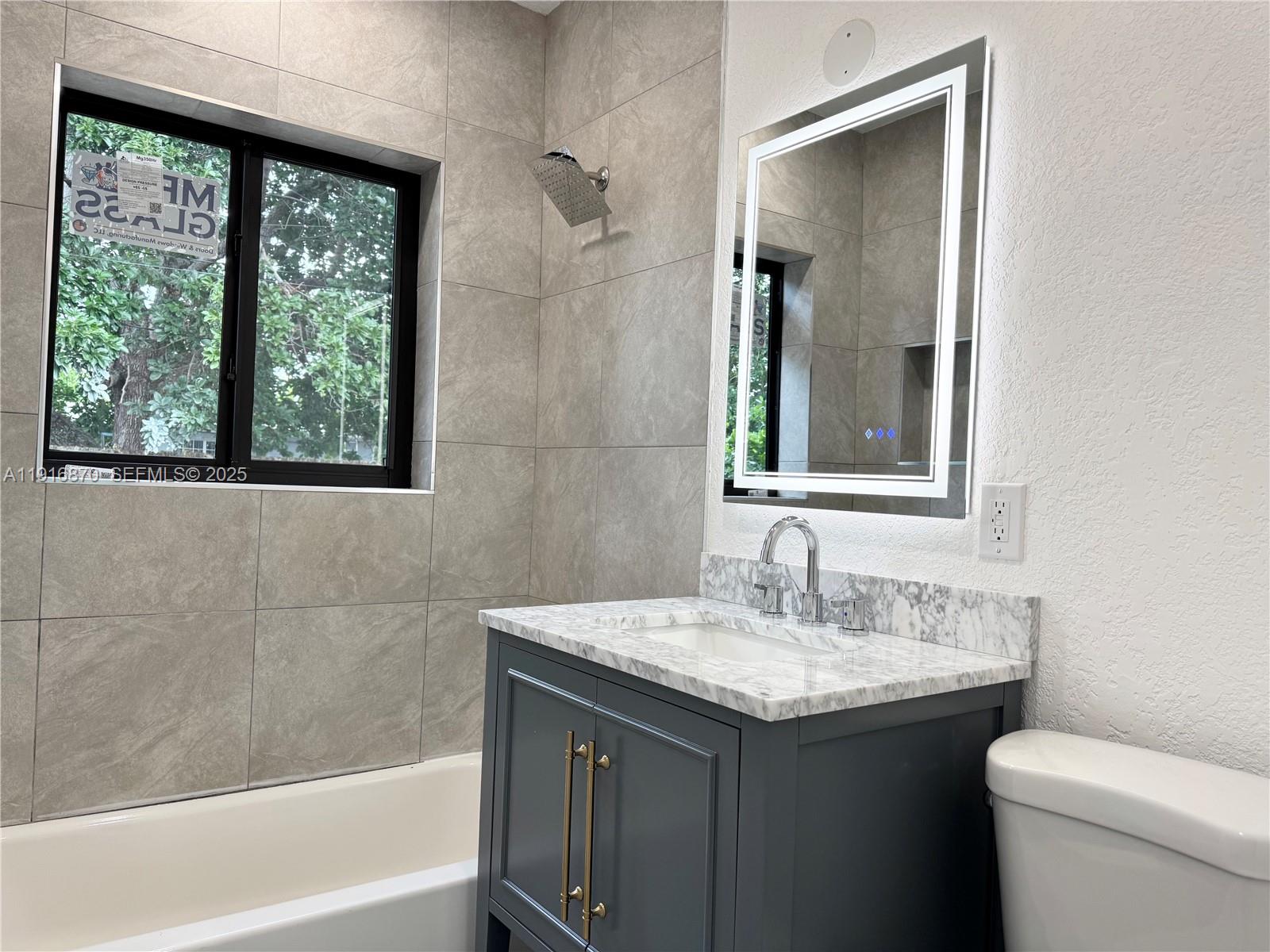 VENETIAN GARDEN REV - Residential