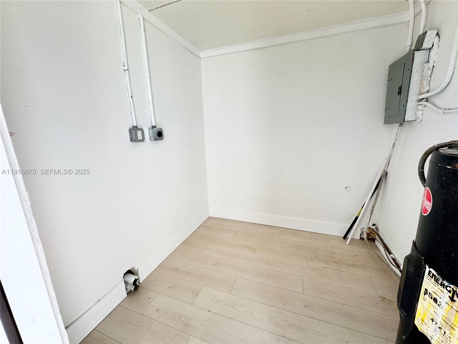 VENETIAN GARDEN REV - Residential