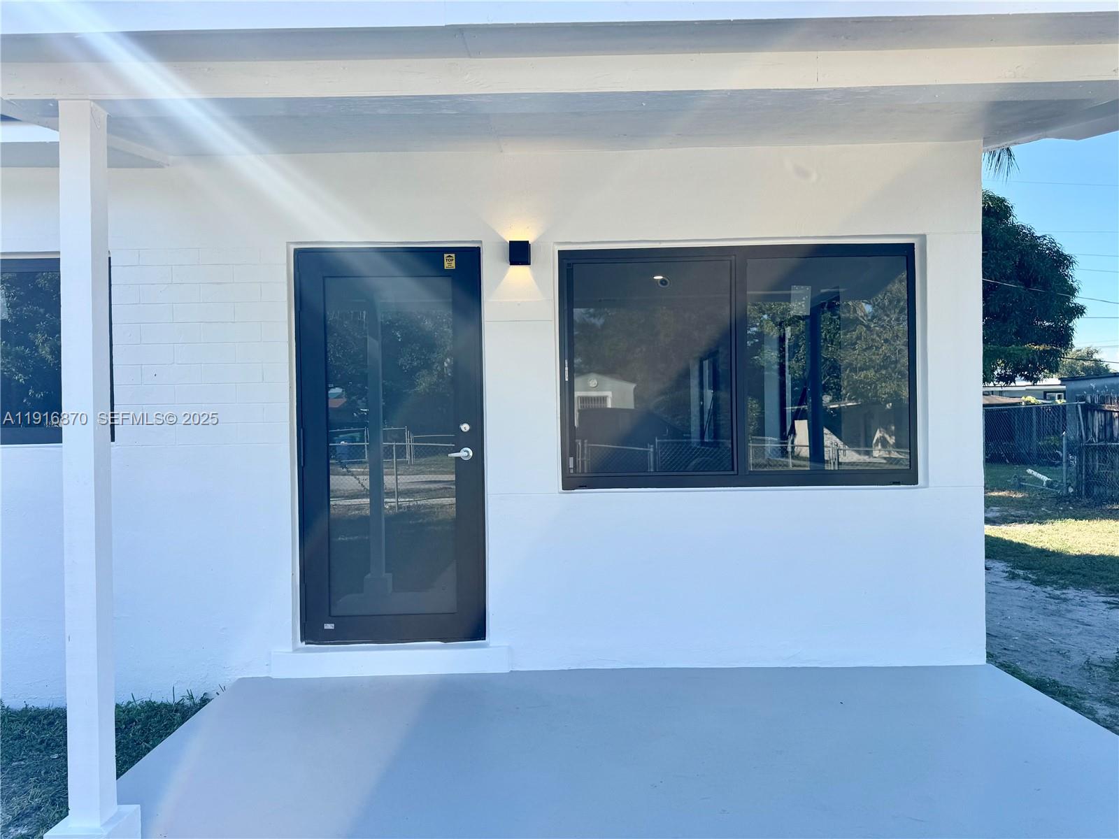 VENETIAN GARDEN REV - Residential