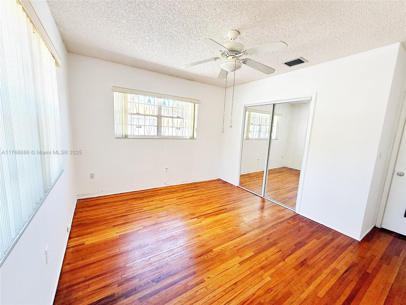 BRICKELL ESTATES - Residential