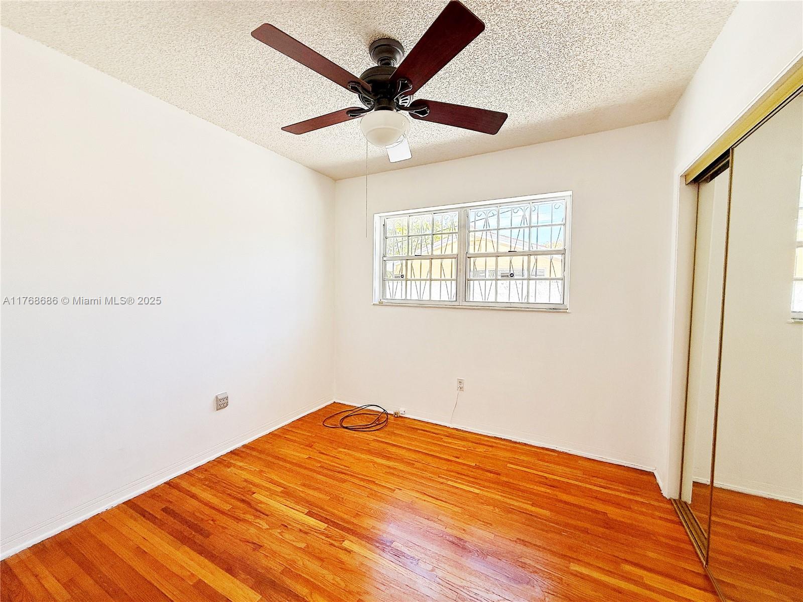 BRICKELL ESTATES - Residential
