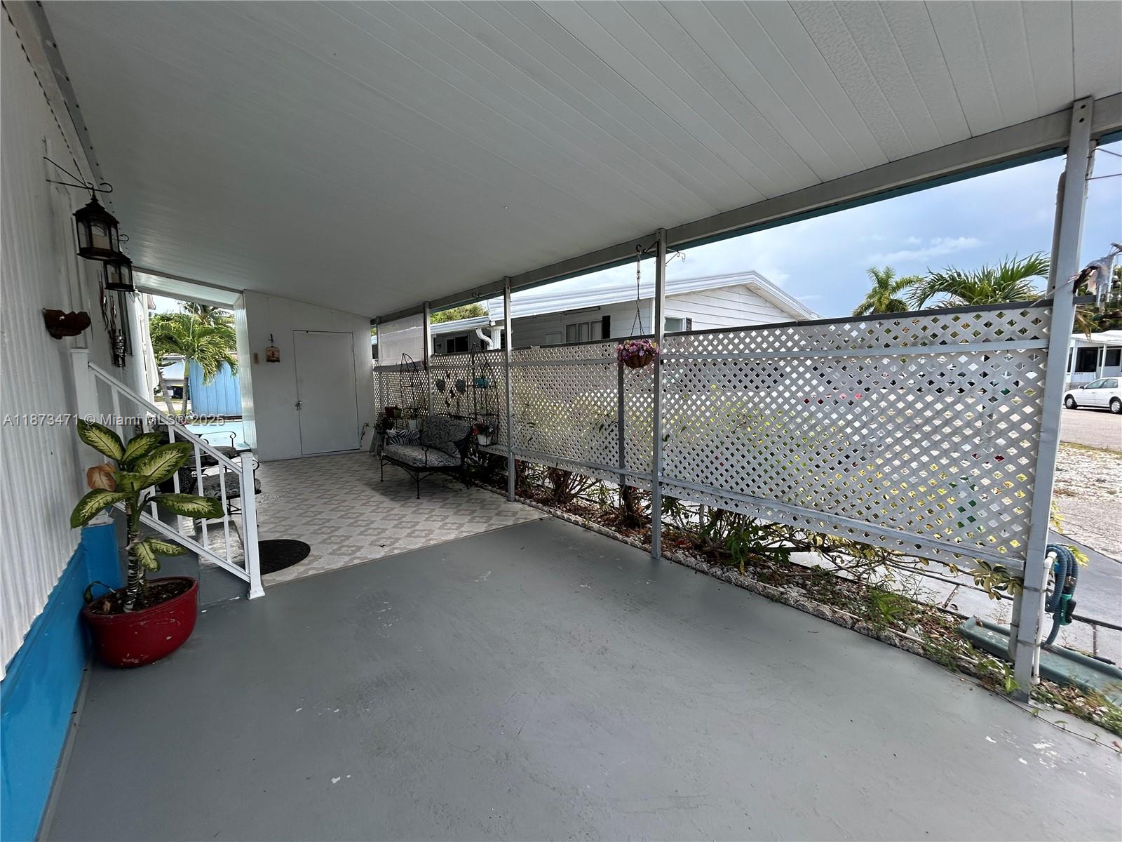 RAVENSWOOD GARDENS - Residential