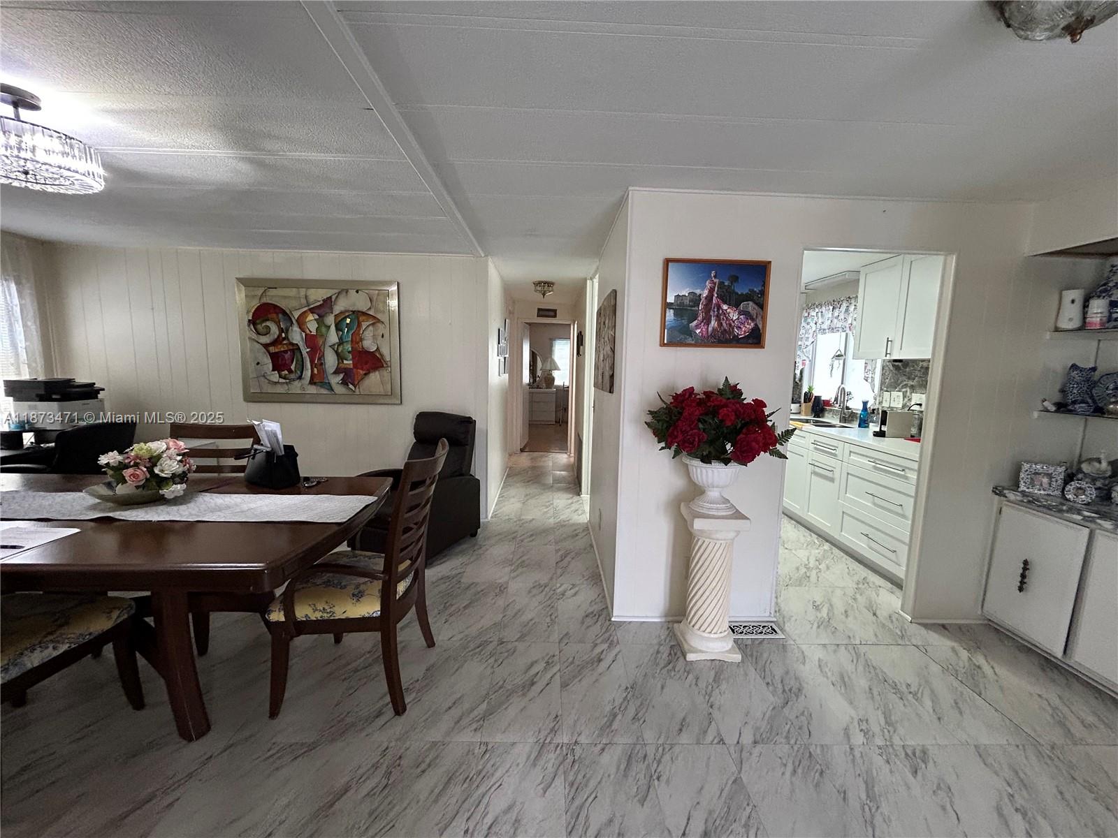 RAVENSWOOD GARDENS - Residential