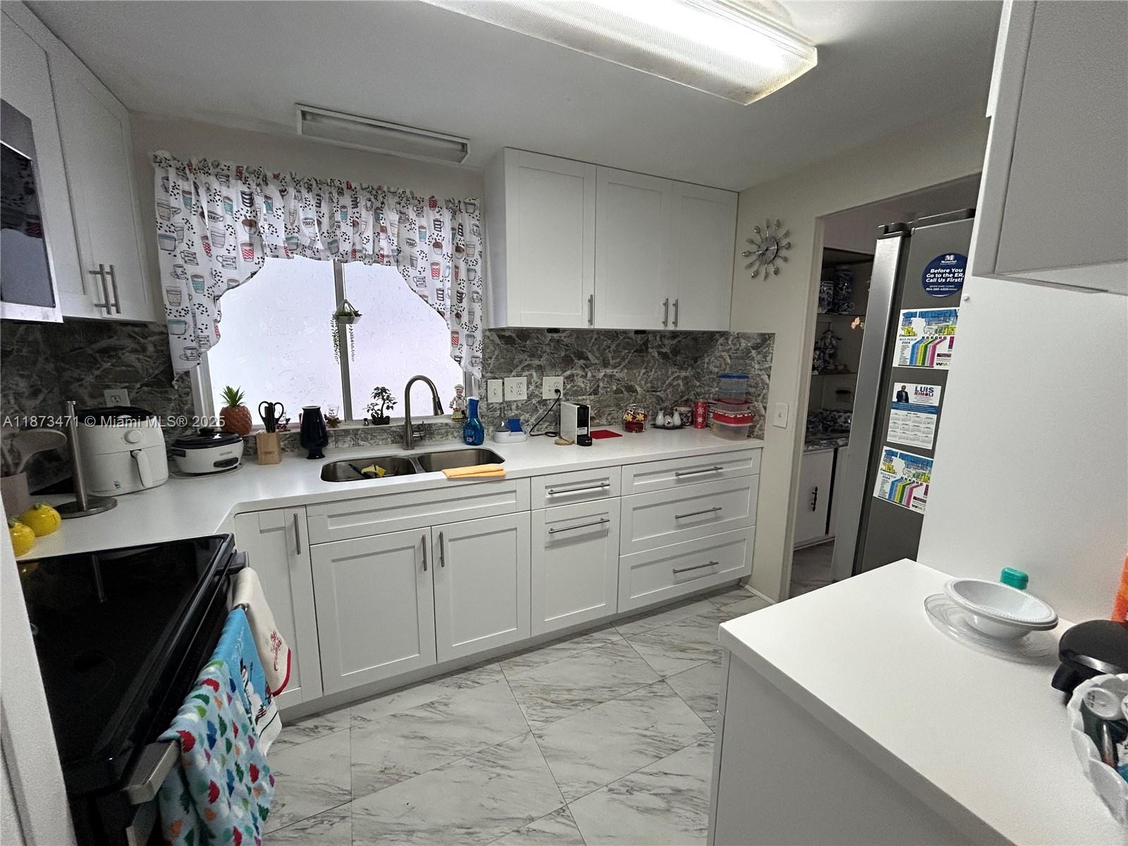 RAVENSWOOD GARDENS - Residential