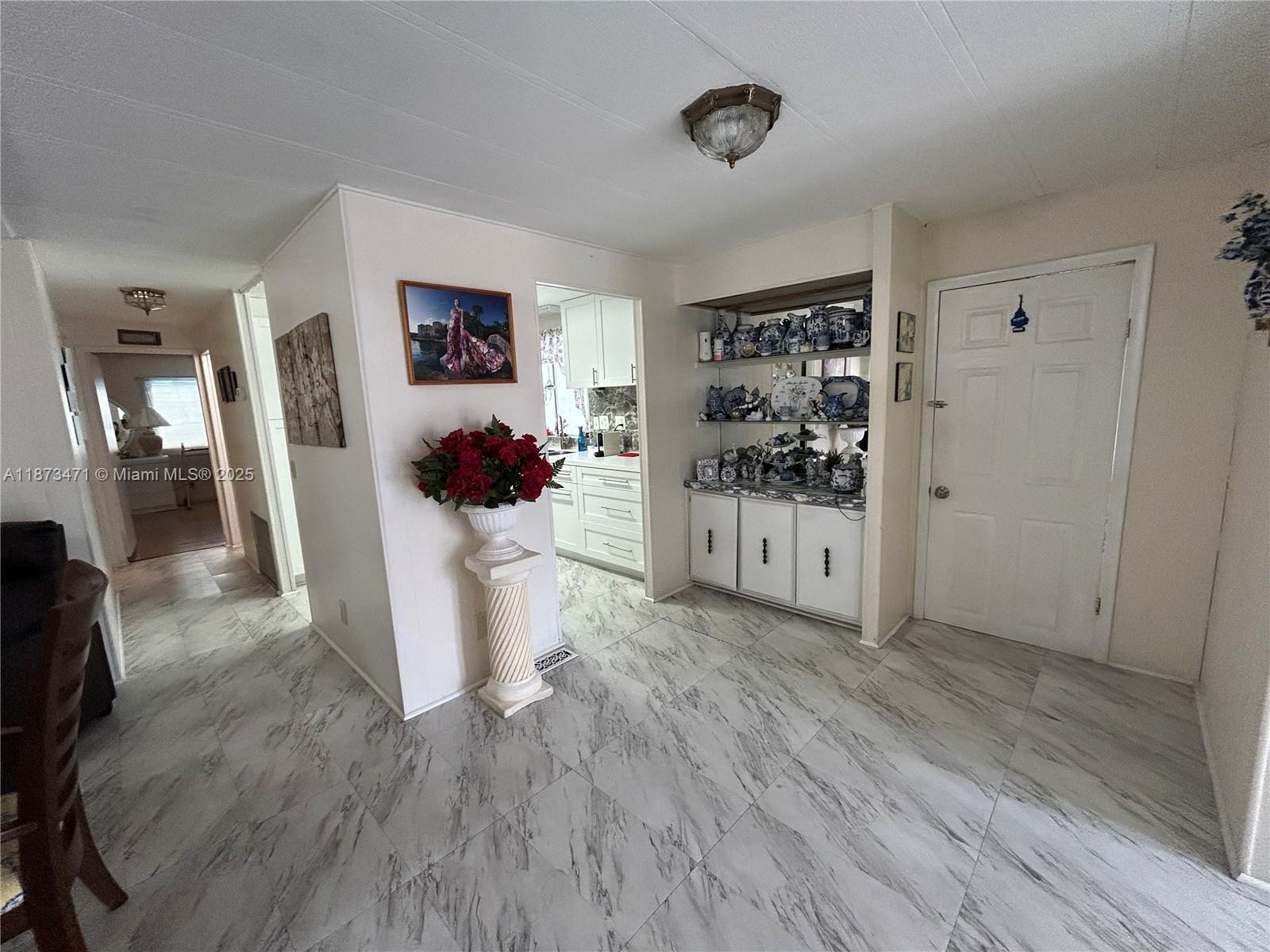 RAVENSWOOD GARDENS - Residential