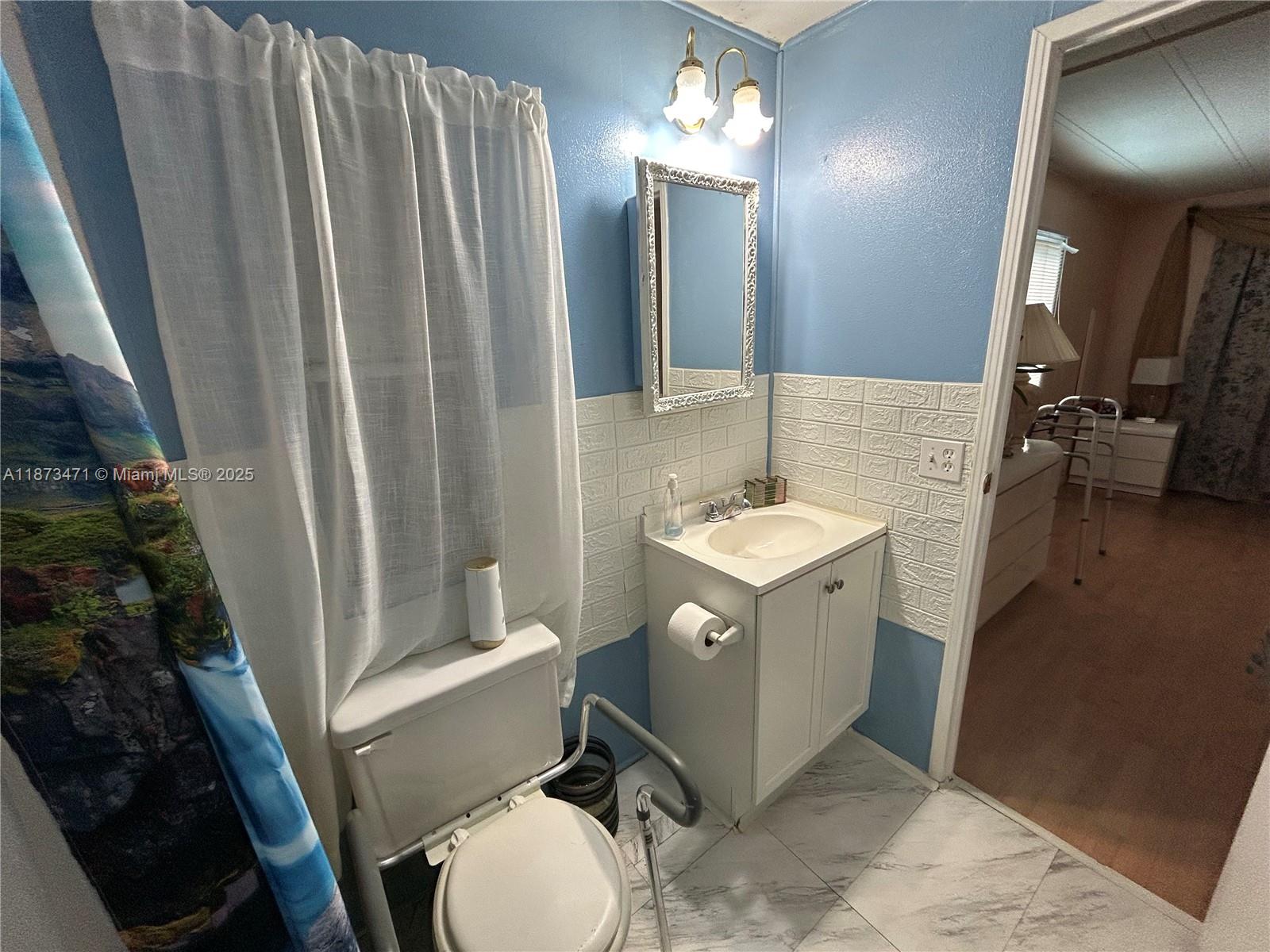 RAVENSWOOD GARDENS - Residential