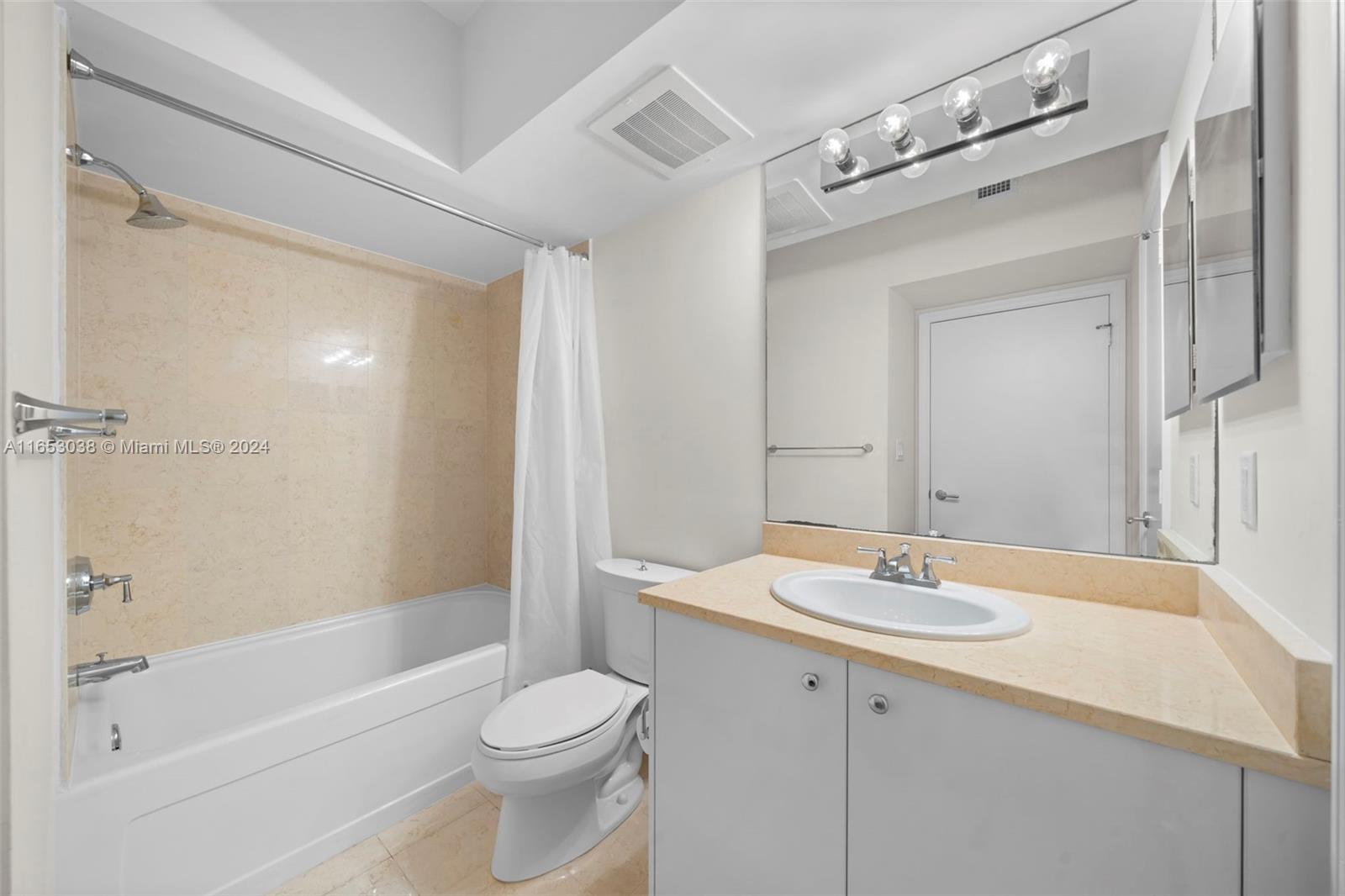 TURNBERRY VILLAGE SO TOWE - Residential