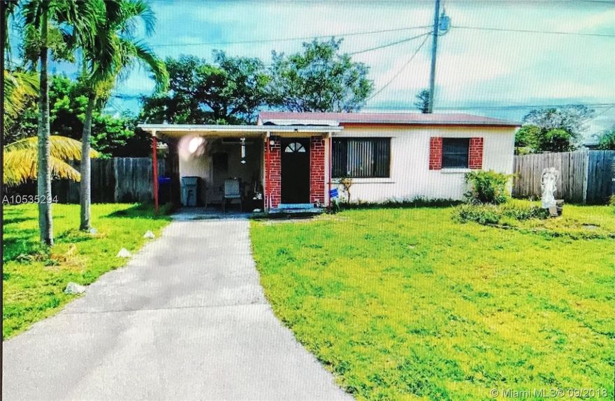 Great starter home! Walking distance to the mall, restaurants, movies and buses! Five minutes from the beach. This home has a large family room plus a covered carport! Roof is less than 5 years old, new electric, new plumbing, new washer and dryer, hurricane panels, generator and a well and sprinkler system. Home is very clean!!!