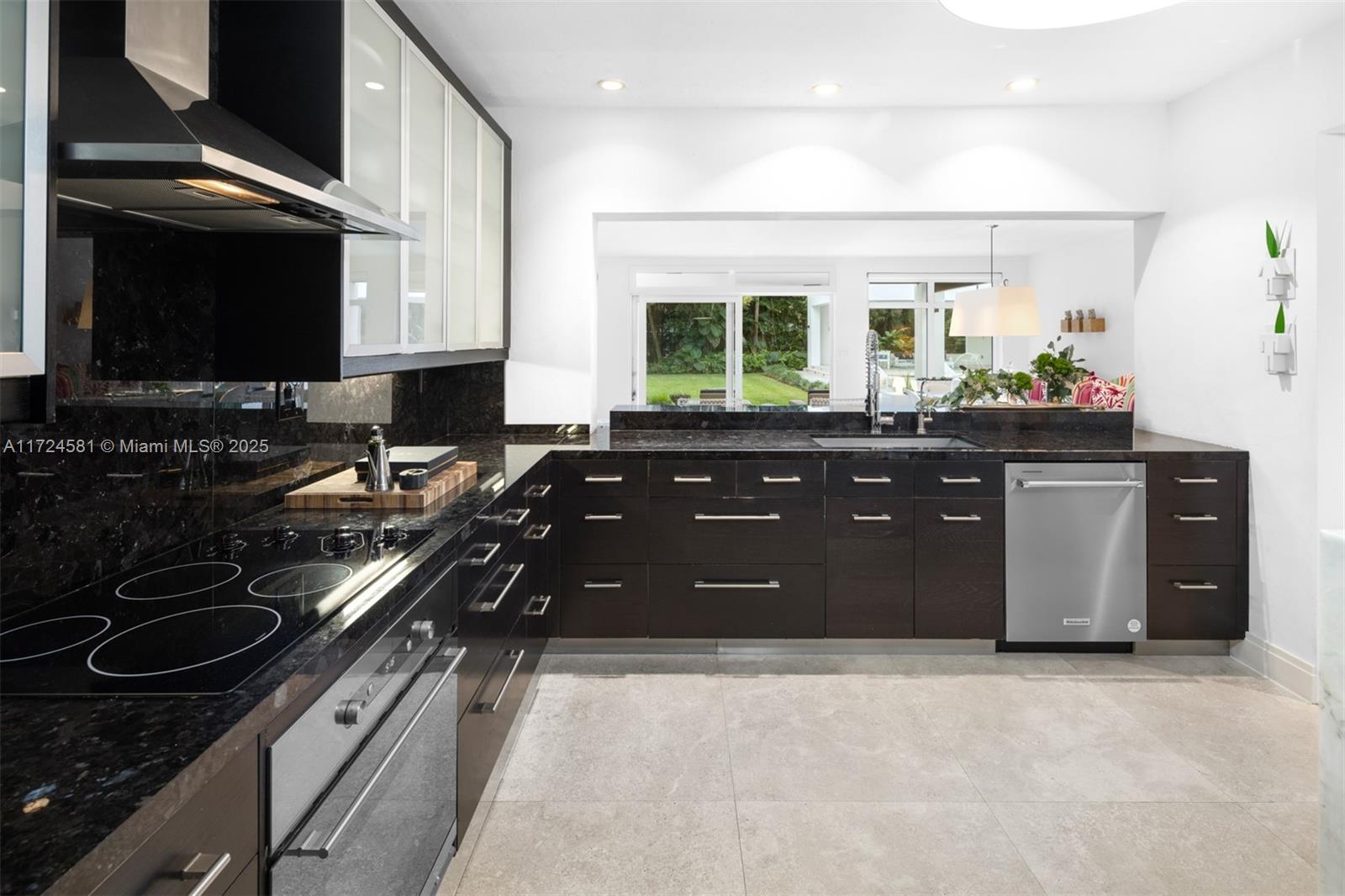 PARKWAY HOMESITES - Residential