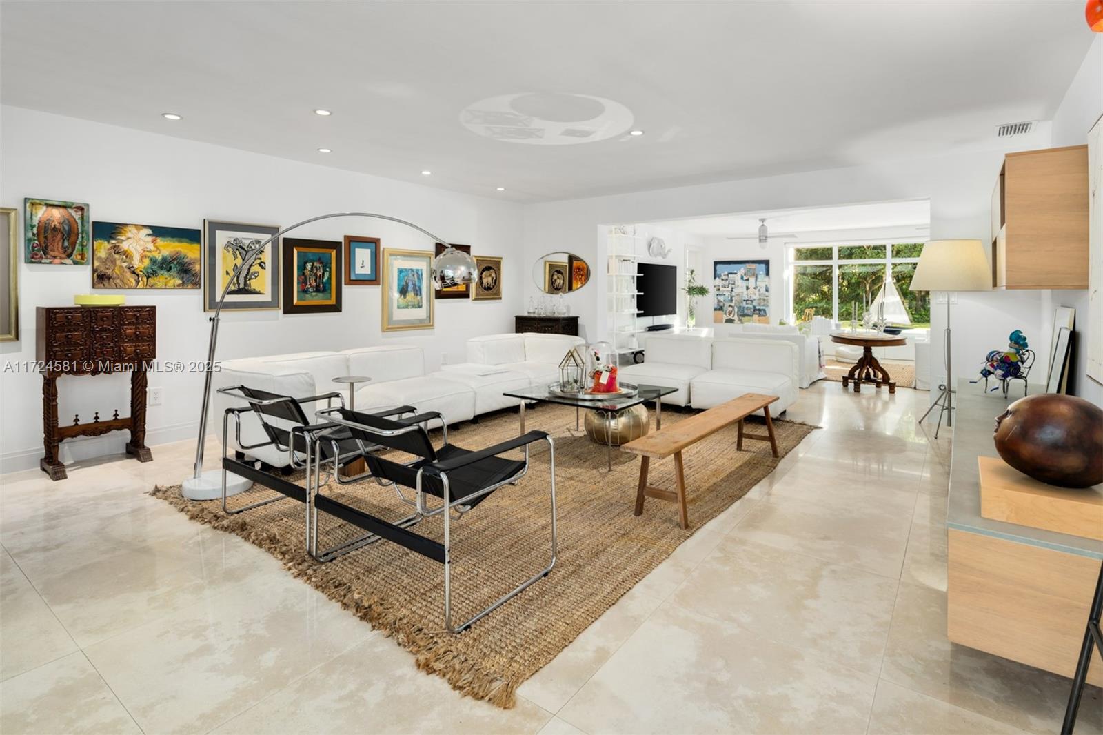 PARKWAY HOMESITES - Residential